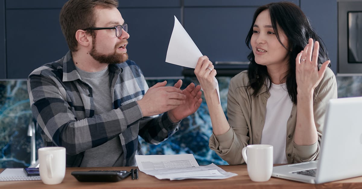 découvrez comment gérer vos factures efficacement avec nos conseils et astuces pratiques. optimisez votre processus de facturation et simplifiez votre comptabilité avec notre guide complet sur les factures.
